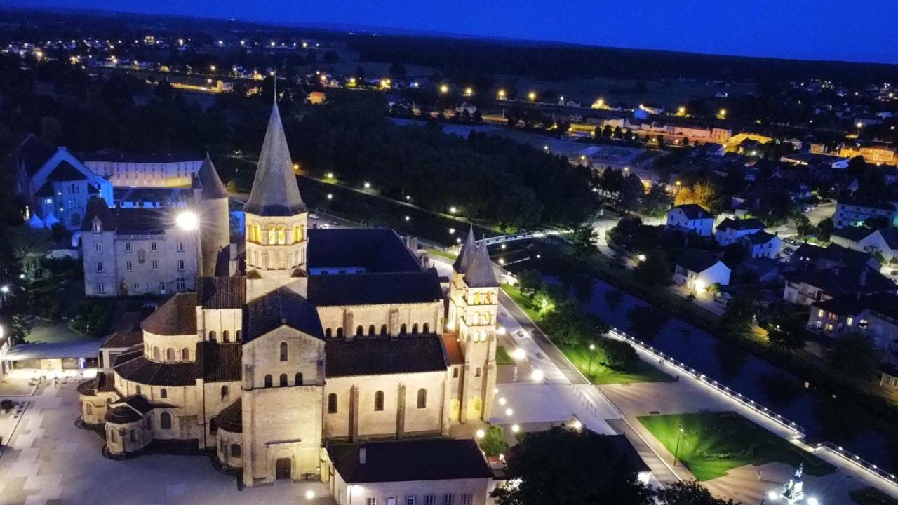 De La Basilique 3*