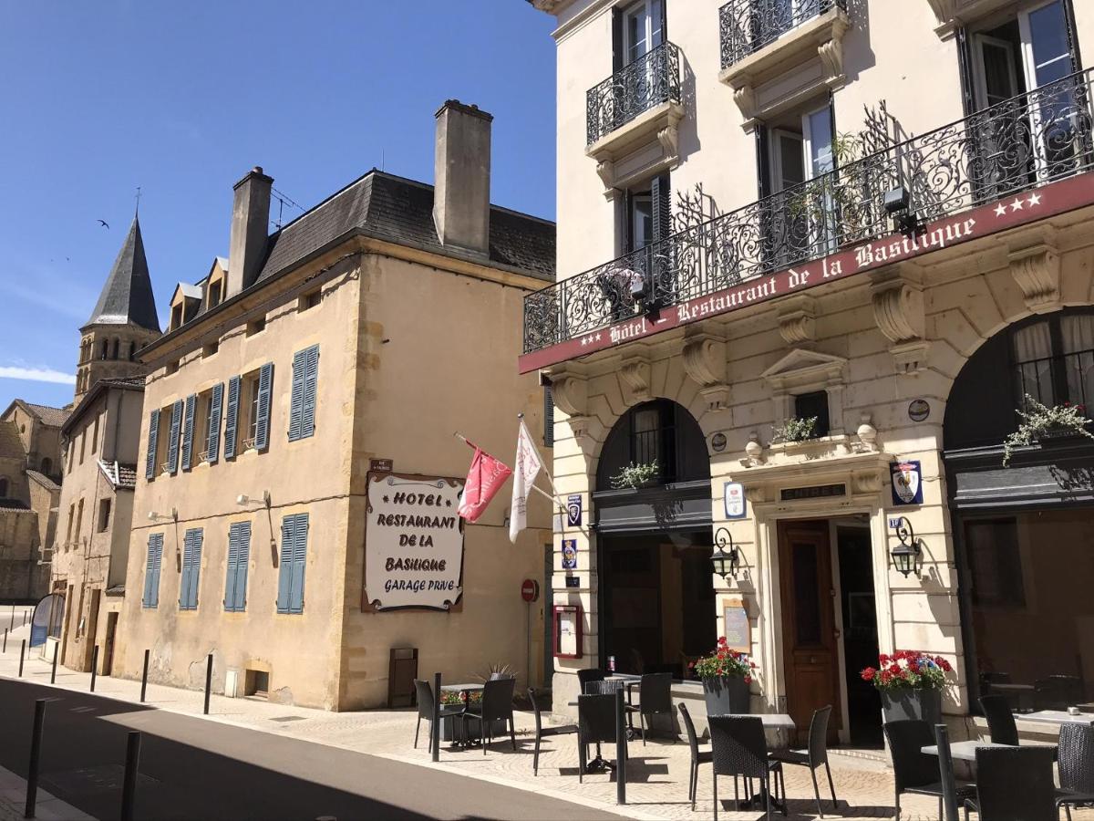 De La Basilique Hotel